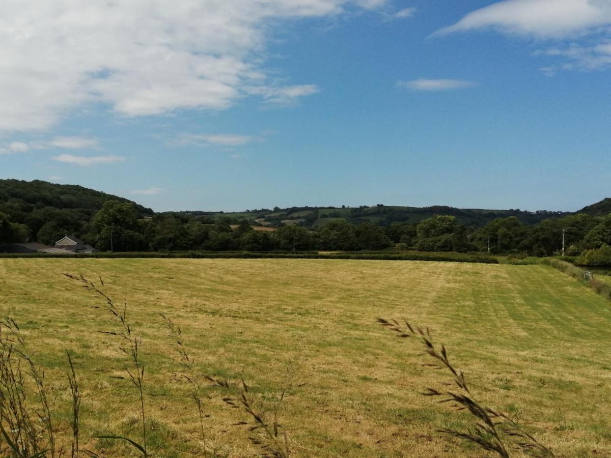 Coed Y Brenin Retreat - Bell Tent Glamping Near Aberaeron Ciliau Aeron Екстер'єр фото